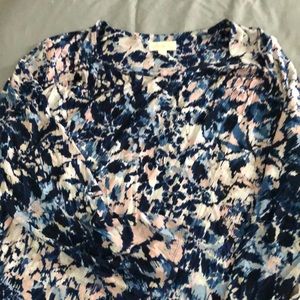 Pictures just can’t capture how adorable this top is!!